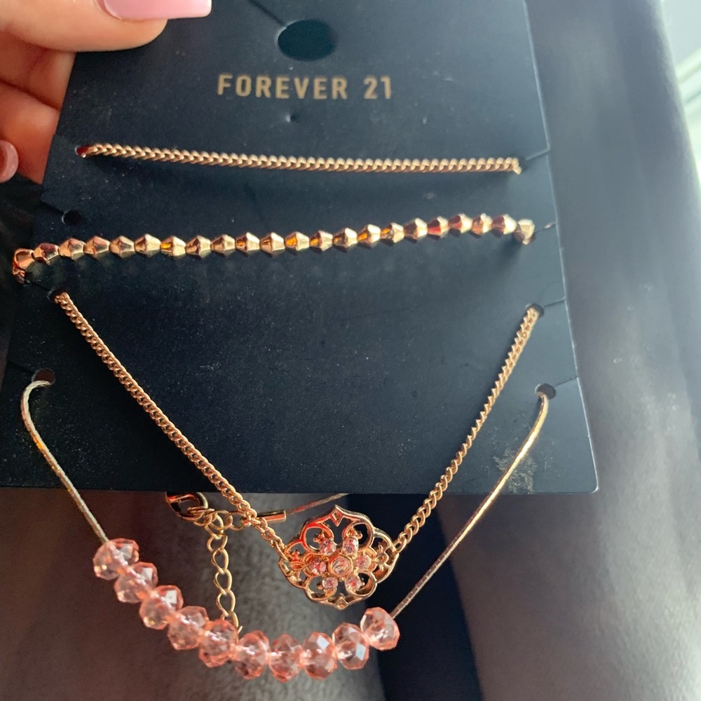 Bracelets (4 pack)